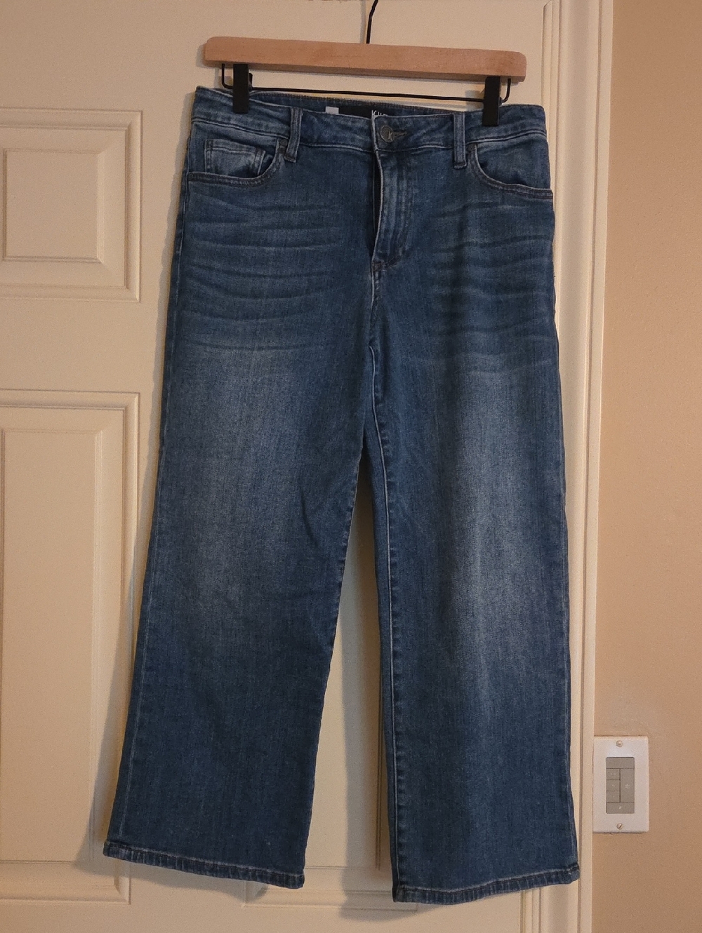 Kut from the Kloth Medium Blue Wide-Leg Jeans